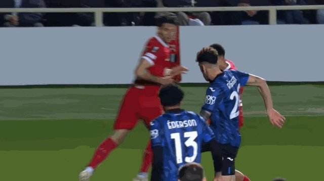 1713477058513070484.gif 鲁杰里手球.gif